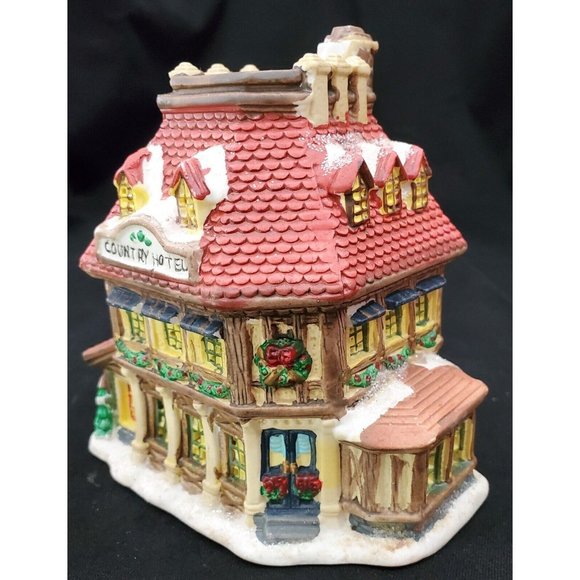 Cobblestone Corner COUNTRY HOTEL Small Christmas Village building 4-3/4"high - Picture 3 of 6